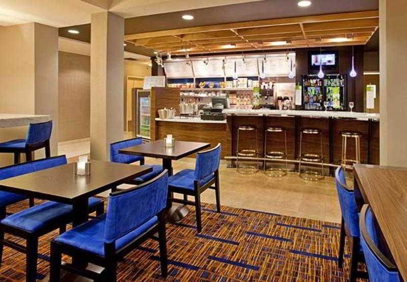 Courtyard Houston Sugar Land/Stafford Hotel Restaurante foto